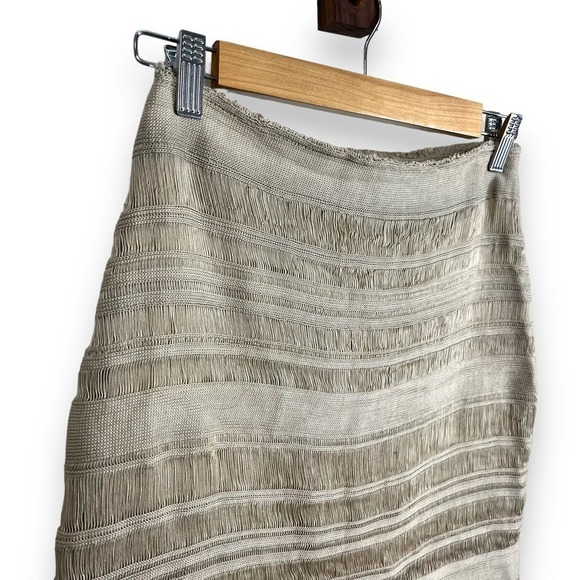 MIRCO GIOVANNINI Skirt Womens 2 Tan Hand Loomed Fringe Feminine Romantic Mini - Picture 4 of 10